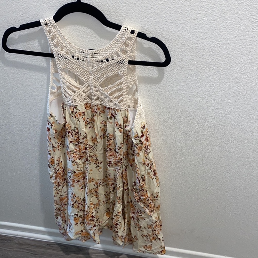 Purple Snow Crochet Floral Dress - Picture 5 of 6